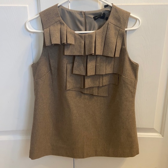 Banana Republic Tops - NWT BANANA REPUBLIC Adorable Sleeveless Sparkly Dressy Top Size XS Lined